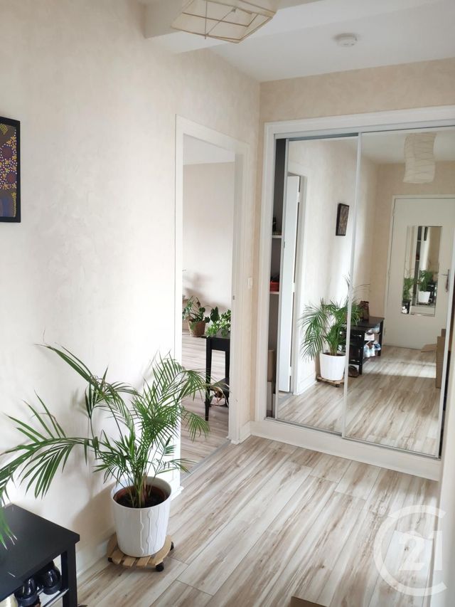 Appartement F2 à louer - 2 pièces - 52.74 m2 - EVREUX - 27 - HAUTE-NORMANDIE - Century 21 Harmony Appartement F2 à louer - 2 pièces - 52.74 m2 - EVREUX - 27 - HAUTE-NORMANDIE - Century 21 Harmony