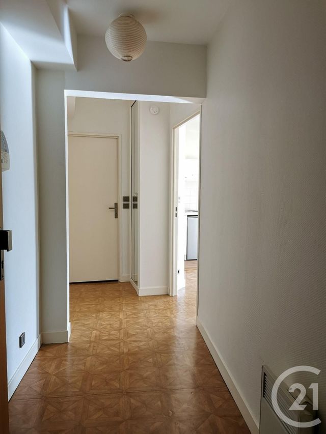 Appartement F1 à louer - 1 pièce - 33.74 m2 - EVREUX - 27 - HAUTE-NORMANDIE - Century 21 Harmony Appartement F1 à louer - 1 pièce - 33.74 m2 - EVREUX - 27 - HAUTE-NORMANDIE - Century 21 Harmony