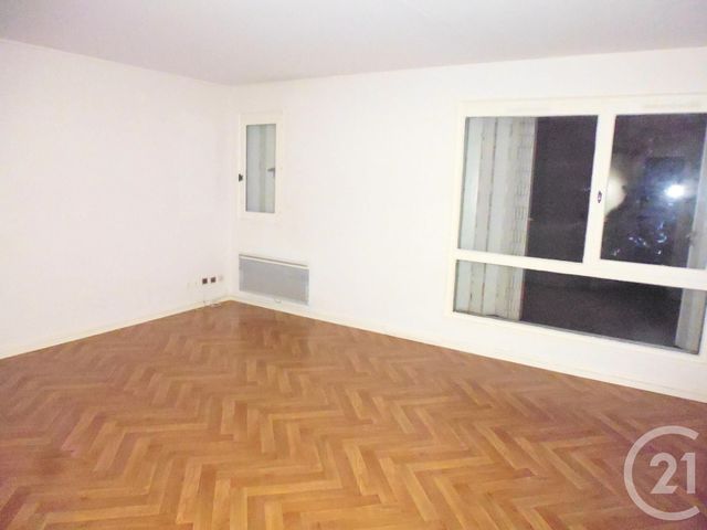 Afficher la photo en grand Appartement F3 à louer - 3 pièces - 60.1 m2 - EVREUX - 27 - HAUTE-NORMANDIE - Century 21 Harmony