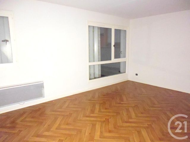 Afficher la photo en grand Appartement F3 à louer - 3 pièces - 60.1 m2 - EVREUX - 27 - HAUTE-NORMANDIE - Century 21 Harmony