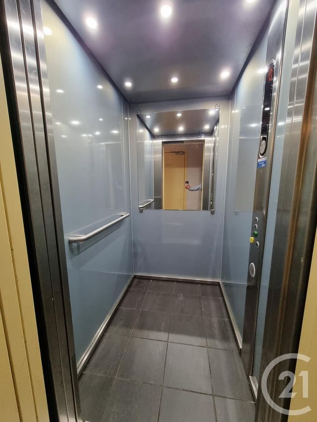 Afficher la photo en grand Appartement F4 à vendre - 4 pièces - 88.59 m2 - EVREUX - 27 - HAUTE-NORMANDIE - Century 21 Harmony