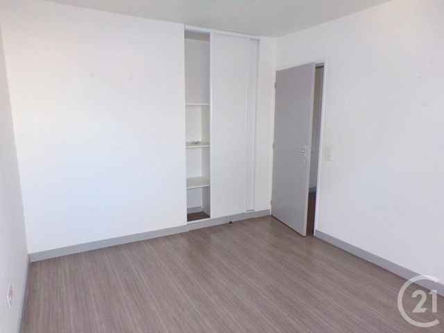 Afficher la photo en grand Appartement F3 à louer - 3 pièces - 71.9 m2 - EVREUX - 27 - HAUTE-NORMANDIE - Century 21 Harmony