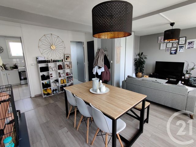 Afficher la photo en grand Appartement F3 à vendre - 3 pièces - 52.36 m2 - EVREUX - 27 - HAUTE-NORMANDIE - Century 21 Harmony
