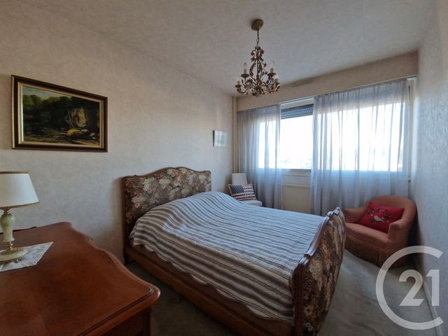 Appartement F5 à vendre - 5 pièces - 117.95 m2 - EVREUX - 27 - HAUTE-NORMANDIE - Century 21 Harmony