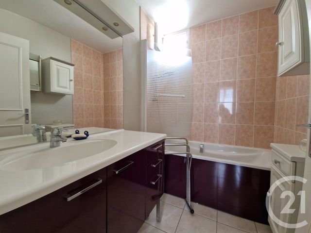 Appartement F4 à vendre - 4 pièces - 101.88 m2 - EVREUX - 27 - HAUTE-NORMANDIE - Century 21 Harmony