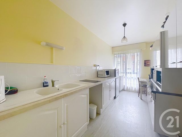 Afficher la photo en grand Appartement F4 à vendre - 4 pièces - 75.93 m2 - EVREUX - 27 - HAUTE-NORMANDIE - Century 21 Harmony