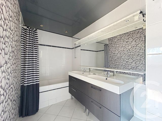 Appartement à vendre - 6 pièces - 120.82 m2 - EVREUX - 27 - HAUTE-NORMANDIE - Century 21 Harmony