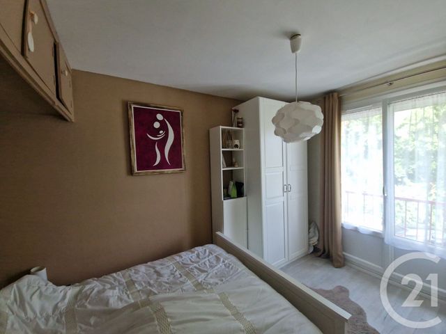 Afficher la photo en grand Appartement F4 à vendre - 4 pièces - 92.39 m2 - EVREUX - 27 - HAUTE-NORMANDIE - Century 21 Harmony