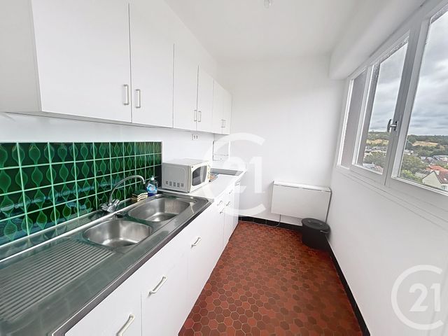Appartement F1 à louer - 1 pièce - 28.0 m2 - EVREUX - 27 - HAUTE-NORMANDIE - Century 21 Harmony