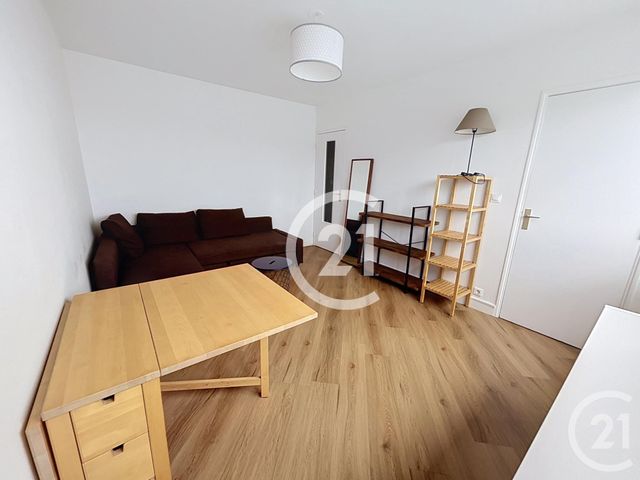 Appartement F1 à louer - 1 pièce - 28.0 m2 - EVREUX - 27 - HAUTE-NORMANDIE - Century 21 Harmony