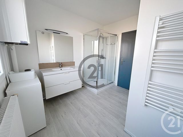 Appartement F3 à louer - 3 pièces - 78.89 m2 - EVREUX - 27 - HAUTE-NORMANDIE - Century 21 Harmony