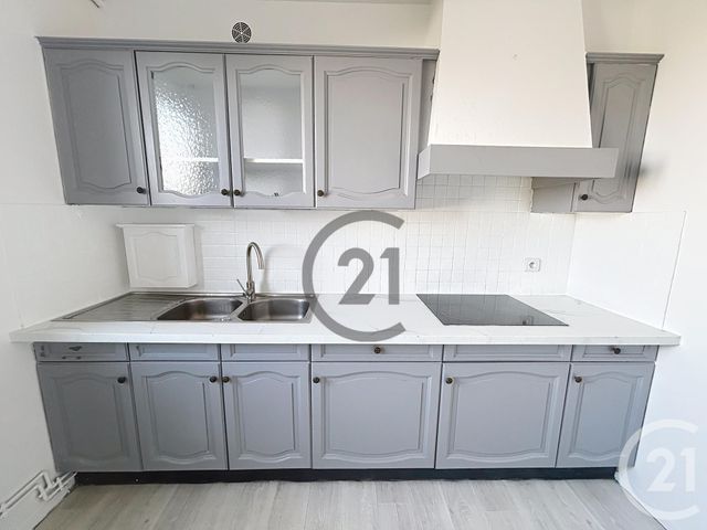 Appartement F3 à louer - 3 pièces - 78.89 m2 - EVREUX - 27 - HAUTE-NORMANDIE - Century 21 Harmony