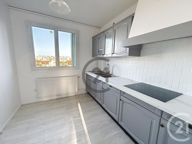 Appartement F3 à louer - 3 pièces - 78.89 m2 - EVREUX - 27 - HAUTE-NORMANDIE - Century 21 Harmony