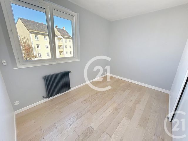 Appartement F3 à louer - 3 pièces - 65.12 m2 - EVREUX - 27 - HAUTE-NORMANDIE - Century 21 Harmony
