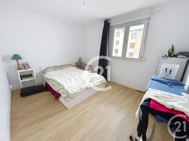 Afficher la photo en grand Appartement F2 à louer - 2 pièces - 51.96 m2 - EVREUX - 27 - HAUTE-NORMANDIE - Century 21 Harmony
