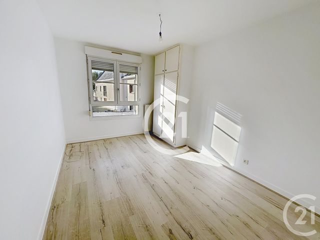 Afficher la photo en grand Appartement F3 à louer - 3 pièces - 83.66 m2 - EVREUX - 27 - HAUTE-NORMANDIE - Century 21 Harmony