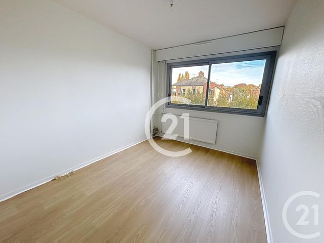 Appartement F4 à louer - 5 pièces - 102.67 m2 - EVREUX - 27 - HAUTE-NORMANDIE - Century 21 Harmony