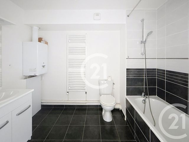 Appartement F1 à vendre - 1 pièce - 36.8 m2 - EVREUX - 27 - HAUTE-NORMANDIE - Century 21 Harmony