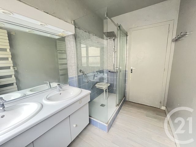 Appartement F4 à vendre - 4 pièces - 109.93 m2 - EVREUX - 27 - HAUTE-NORMANDIE - Century 21 Harmony