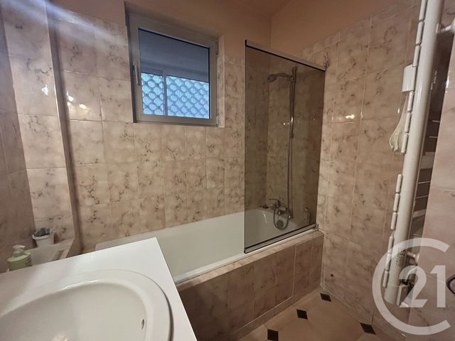 Appartement F3 à vendre - 3 pièces - 69.3 m2 - EVREUX - 27 - HAUTE-NORMANDIE - Century 21 Harmony