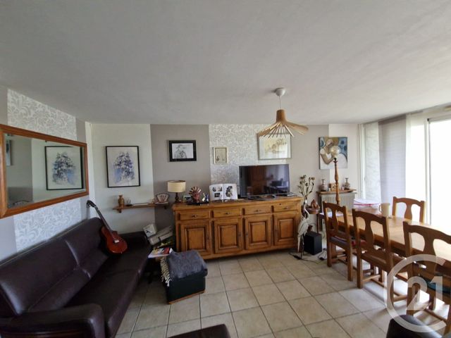 Appartement F4 à vendre - 4 pièces - 81.57 m2 - EVREUX - 27 - HAUTE-NORMANDIE - Century 21 Harmony