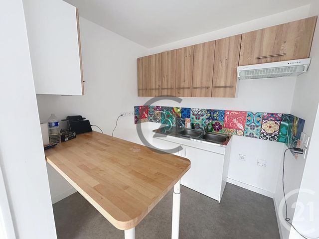 Appartement F2 à louer - 2 pièces - 48.94 m2 - EVREUX - 27 - HAUTE-NORMANDIE - Century 21 Harmony