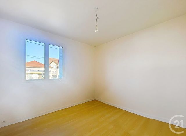 Appartement F4 à vendre - 4 pièces - 71.35 m2 - EVREUX - 27 - HAUTE-NORMANDIE - Century 21 Harmony