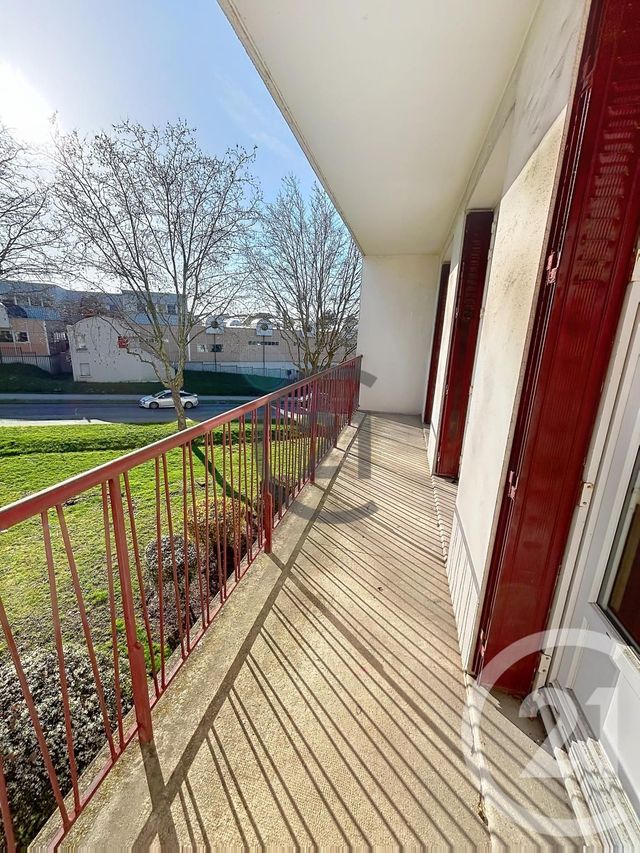 Appartement F3 à louer - 3 pièces - 70.16 m2 - EVREUX - 27 - HAUTE-NORMANDIE - Century 21 Harmony