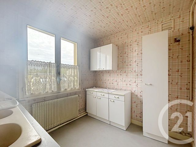 Appartement F3 à vendre - 3 pièces - 58.42 m2 - EVREUX - 27 - HAUTE-NORMANDIE - Century 21 Harmony