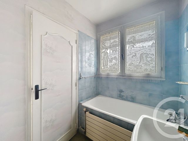 Appartement F3 à vendre - 3 pièces - 58.42 m2 - EVREUX - 27 - HAUTE-NORMANDIE - Century 21 Harmony