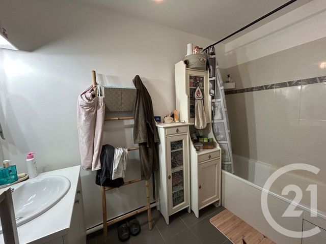 Appartement F3 à vendre - 3 pièces - 62.0 m2 - EVREUX - 27 - HAUTE-NORMANDIE - Century 21 Harmony