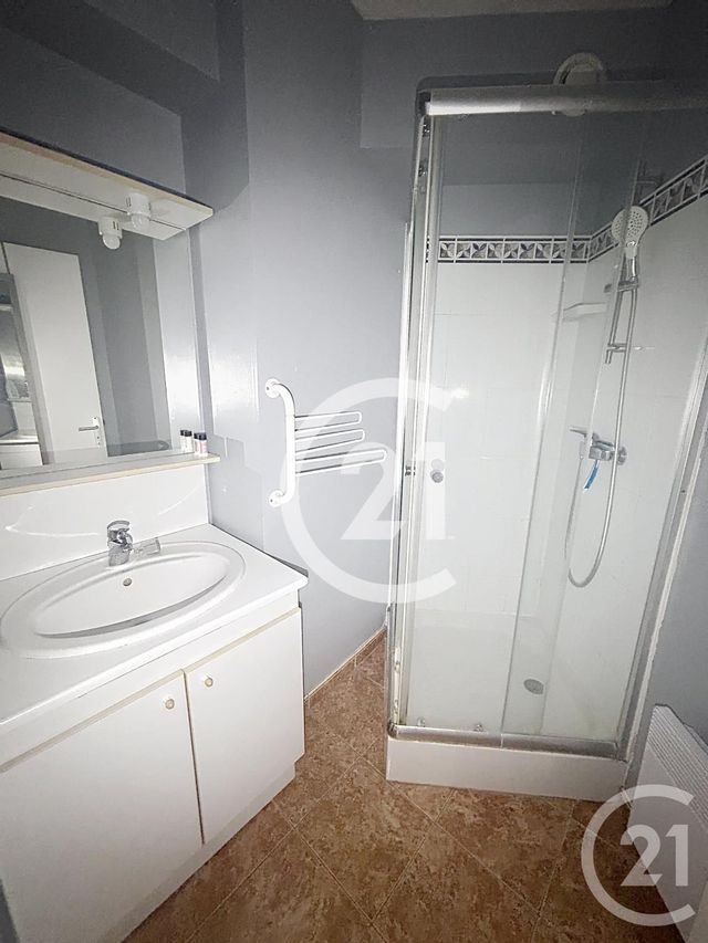 Appartement F1 à louer - 1 pièce - 28.06 m2 - EVREUX - 27 - HAUTE-NORMANDIE - Century 21 Harmony