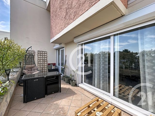 Appartement Duplex à louer - 3 pièces - 60.93 m2 - EVREUX - 27 - HAUTE-NORMANDIE - Century 21 Harmony