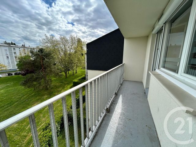 Appartement F3 à louer - 3 pièces - 66.38 m2 - EVREUX - 27 - HAUTE-NORMANDIE - Century 21 Harmony