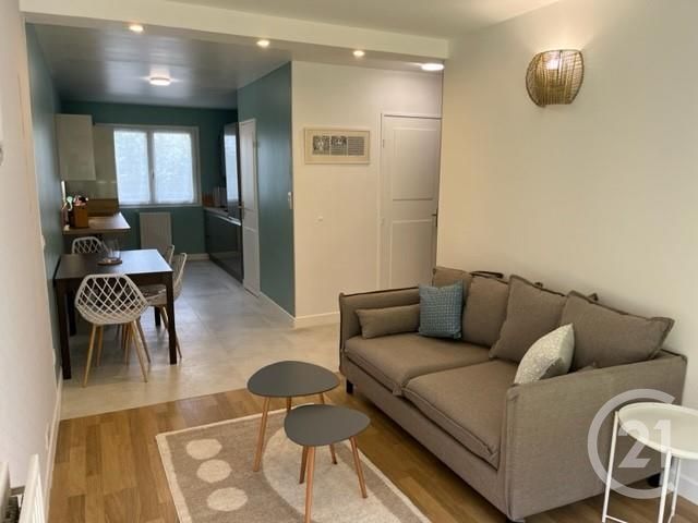 Appartement F2 à louer - 2 pièces - 40.52 m2 - EVREUX - 27 - HAUTE-NORMANDIE - Century 21 Harmony