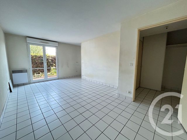 Appartement Studio à vendre - 1 pièce - 26.29 m2 - GRAVIGNY - 27 - HAUTE-NORMANDIE - Century 21 Harmony