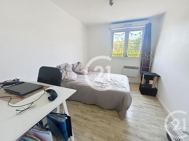 Appartement F2 à louer - 2 pièces - 43.6 m2 - EVREUX - 27 - HAUTE-NORMANDIE - Century 21 Harmony