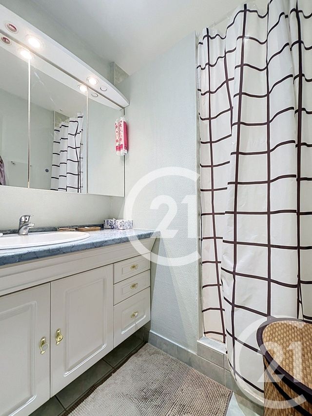 Appartement F3 à louer - 3 pièces - 62.86 m2 - EVREUX - 27 - HAUTE-NORMANDIE - Century 21 Harmony