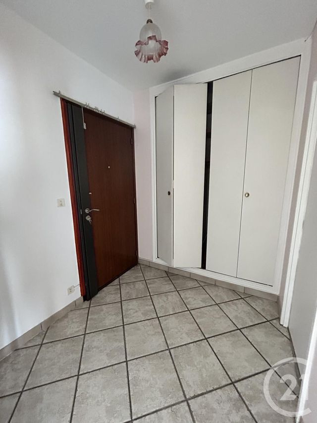 Appartement F3 à louer - 3 pièces - 62.86 m2 - EVREUX - 27 - HAUTE-NORMANDIE - Century 21 Harmony