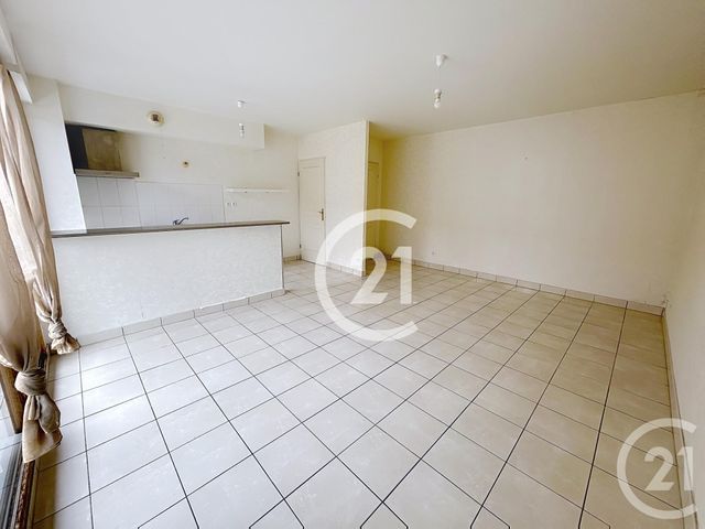 Appartement F2 à louer - 2 pièces - 48.52 m2 - EVREUX - 27 - HAUTE-NORMANDIE - Century 21 Harmony