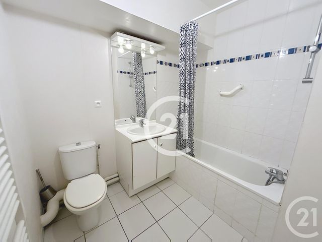 Appartement F2 à louer - 2 pièces - 48.52 m2 - EVREUX - 27 - HAUTE-NORMANDIE - Century 21 Harmony