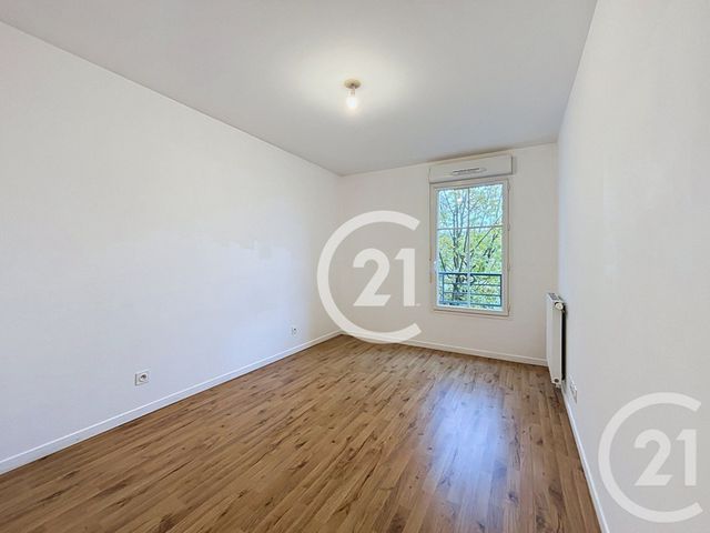 Appartement F3 à louer - 3 pièces - 61.69 m2 - EVREUX - 27 - HAUTE-NORMANDIE - Century 21 Harmony