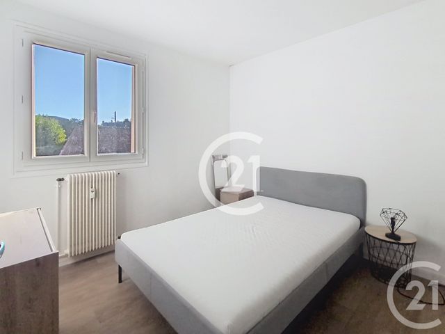 Appartement F4 à louer - 4 pièces - 71.35 m2 - EVREUX - 27 - HAUTE-NORMANDIE - Century 21 Harmony