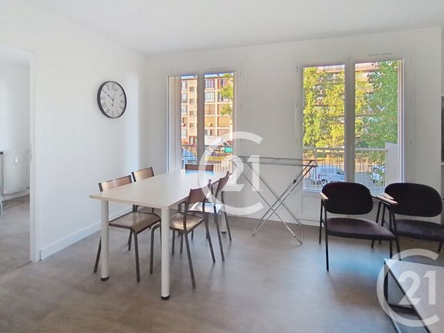 Appartement F4 à louer - 4 pièces - 71.35 m2 - EVREUX - 27 - HAUTE-NORMANDIE - Century 21 Harmony
