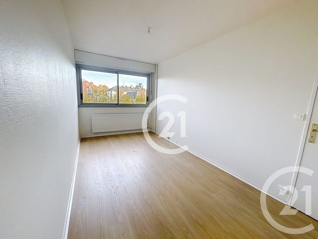 Appartement F4 à louer - 4 pièces - 102.67 m2 - EVREUX - 27 - HAUTE-NORMANDIE - Century 21 Harmony